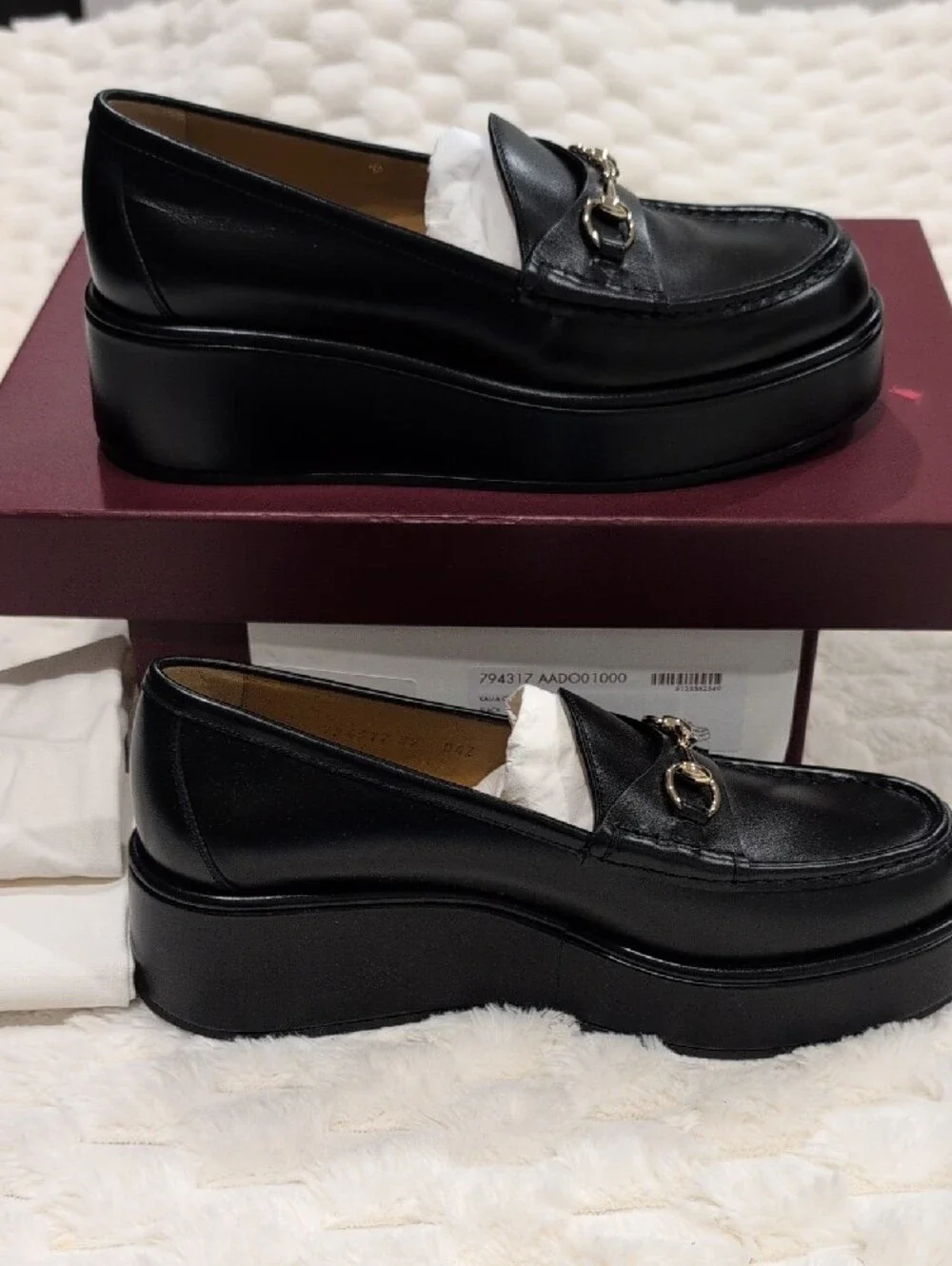 Gucci polished black